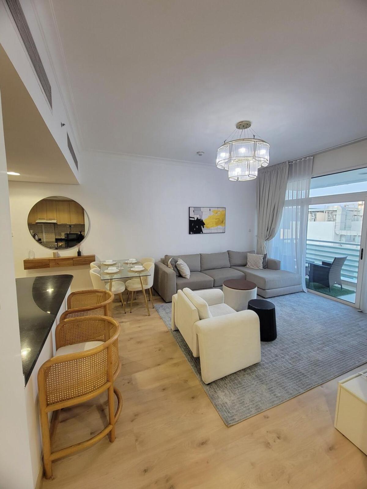 Cozy & Spacious 2br In Business Bay