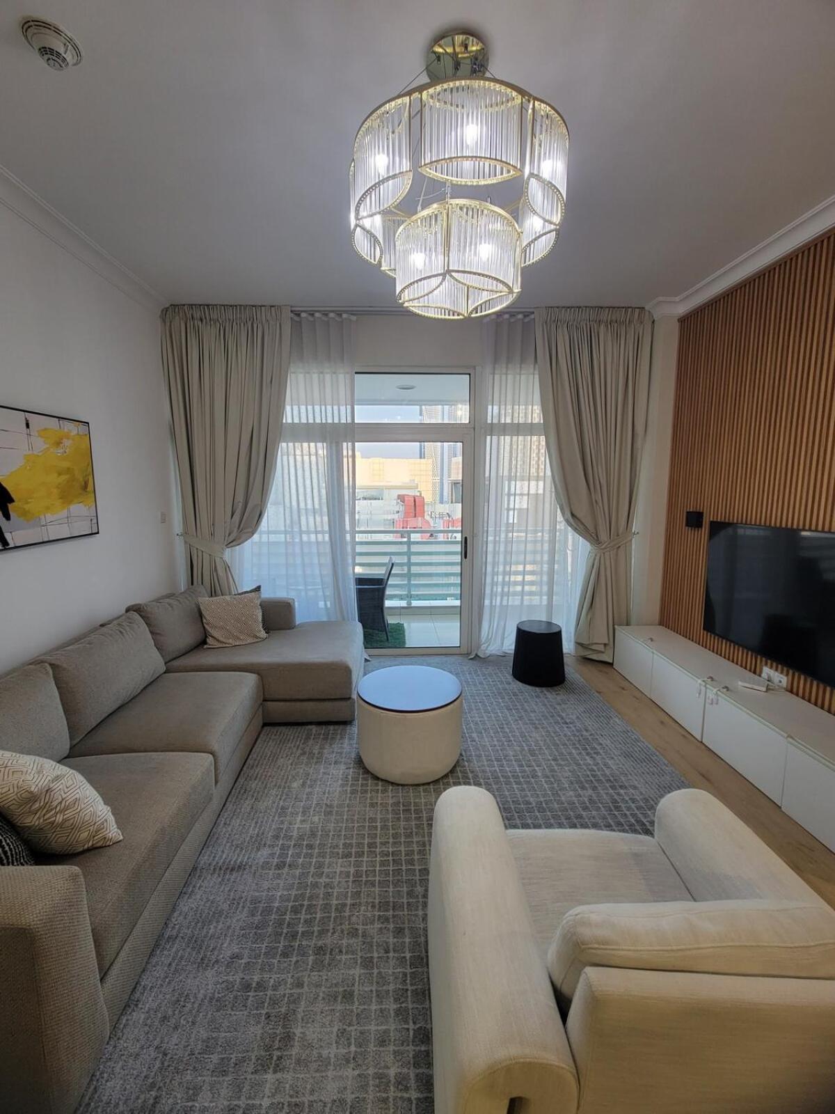 Cozy & Spacious 2br In Business Bay