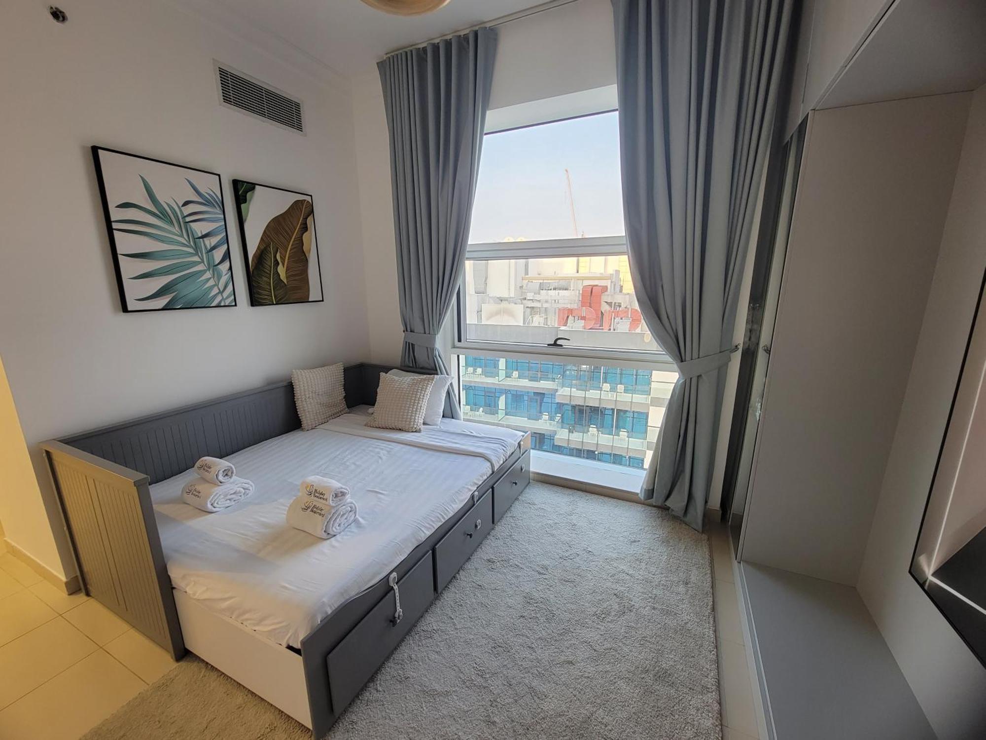 Cozy & Spacious 2br In Business Bay Dubai